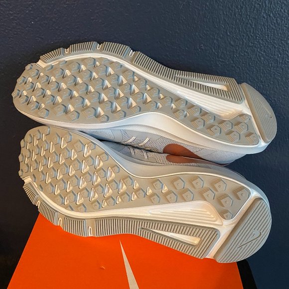 Nike Run Swift Women's Athletic Sneakers size 8.5 - Picture 6 of 7